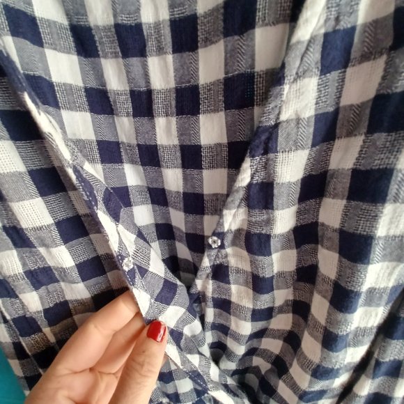 Old Navy Blue Gingham Wrap Dress Size Medium - Picture 3 of 4